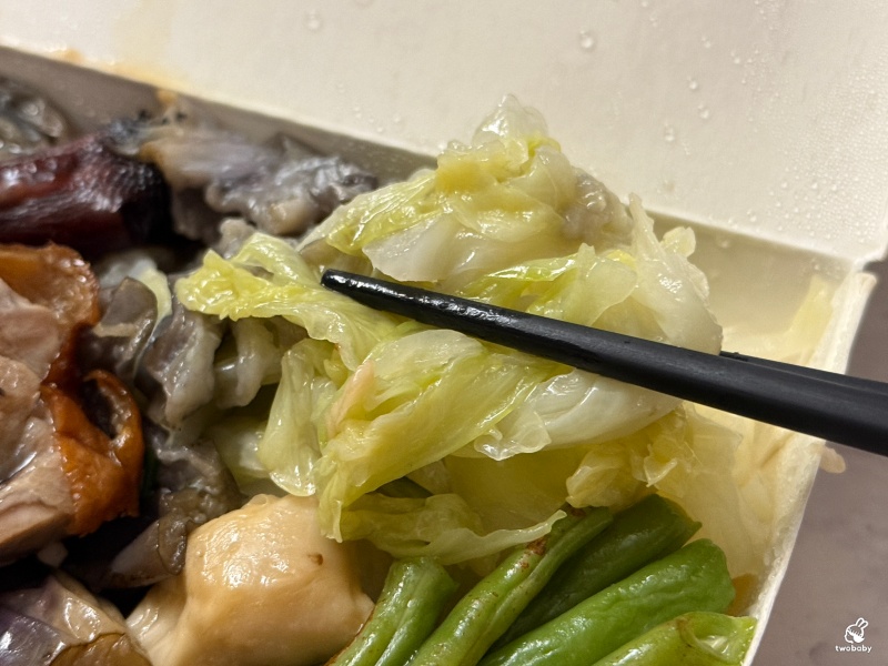 香港陳記燒臘便當 在地激推便當店 排隊人潮直接把店家包圍! @兔貝比的菲比尋嚐 香港陳記燒臘便當 在地激推便當店 排隊人潮直接把店家包圍! @兔貝比的菲比尋嚐