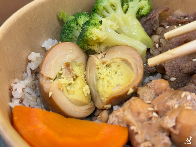 小鹿亭咖哩.丼飯.烏龍麵 平價日式咖哩只要90元起 內用可續飲料、咖哩 小資族學生們的最愛! @兔貝比的菲比尋嚐 小鹿亭咖哩.丼飯.烏龍麵 平價日式咖哩只要90元起 內用可續飲料、咖哩 小資族學生們的最愛! @兔貝比的菲比尋嚐