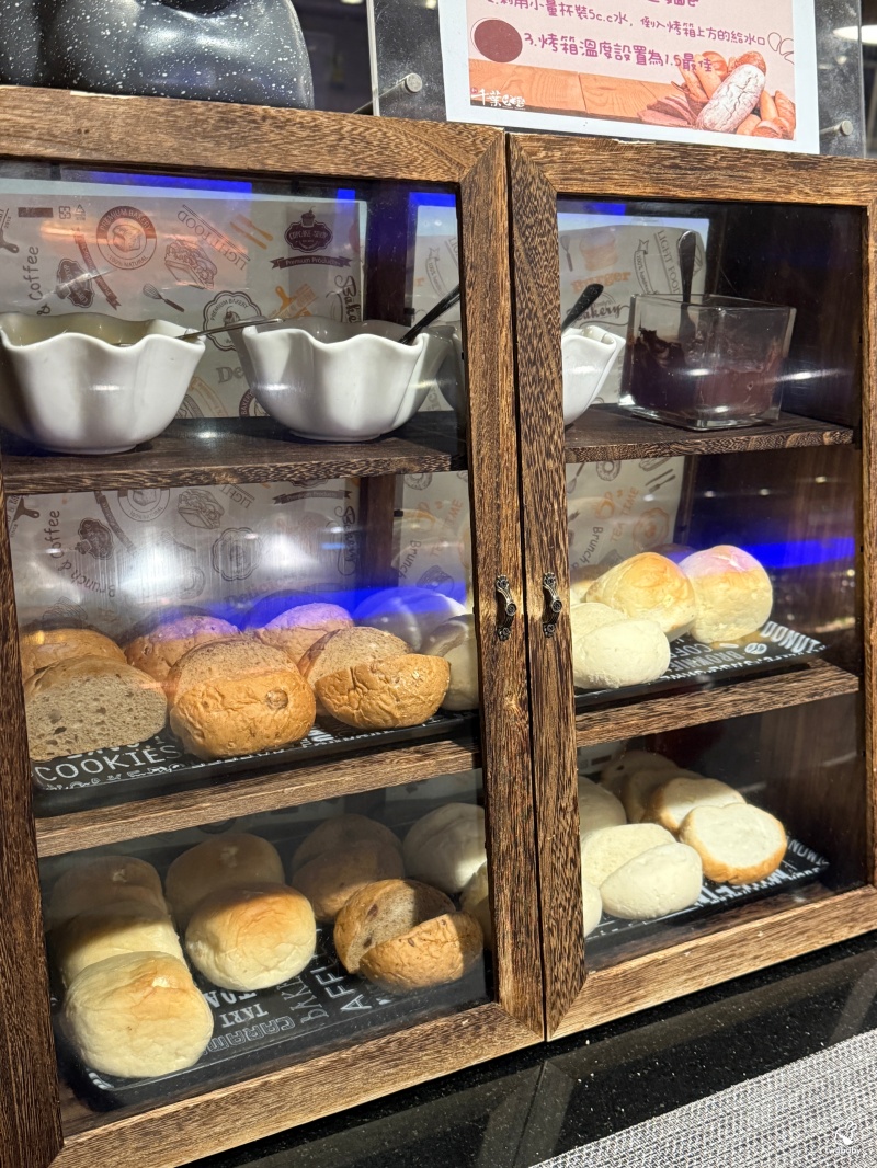 新千葉火鍋西門店 不分平假日火鍋吃到飽 海陸通吃只要599元起！ @兔貝比的菲比尋嚐