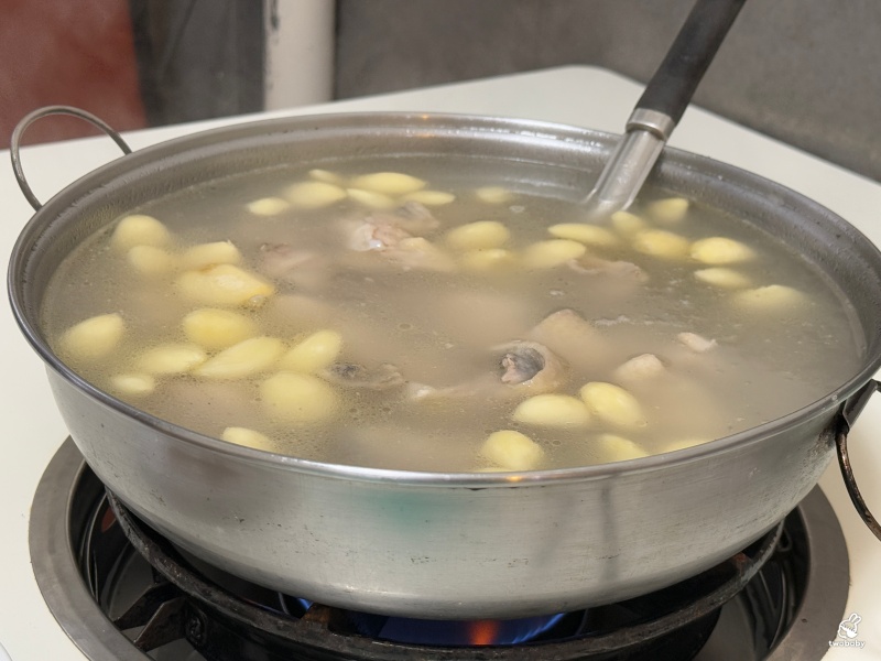佳佳小吃店 藏在巷弄的40年老味道，炸排骨、白斬雞讓你吃到懷念！ @兔貝比的菲比尋嚐
