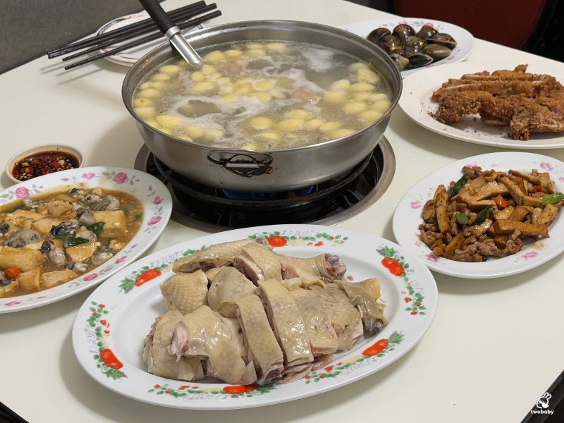 佳佳小吃店 藏在巷弄的40年老味道,炸排骨、白斬雞讓你吃到懷念! @兔貝比的菲比尋嚐 佳佳小吃店 藏在巷弄的40年老味道,炸排骨、白斬雞讓你吃到懷念! @兔貝比的菲比尋嚐