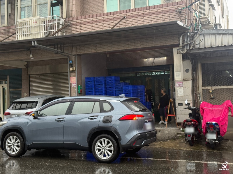 人人麵包專業烘焙|低調到不行的麵包工廠 人氣餐包一顆才4塊 晚來就搶不到啦! @兔貝比的菲比尋嚐 人人麵包專業烘焙|低調到不行的麵包工廠 人氣餐包一顆才4塊 晚來就搶不到啦! @兔貝比的菲比尋嚐