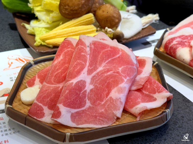 玉兔壽喜燒專門店｜台北第一家板前個人壽喜燒 友善I人自在吃鍋 還有時蔬自助吧 吃巧又吃飽！ @兔貝比的菲比尋嚐