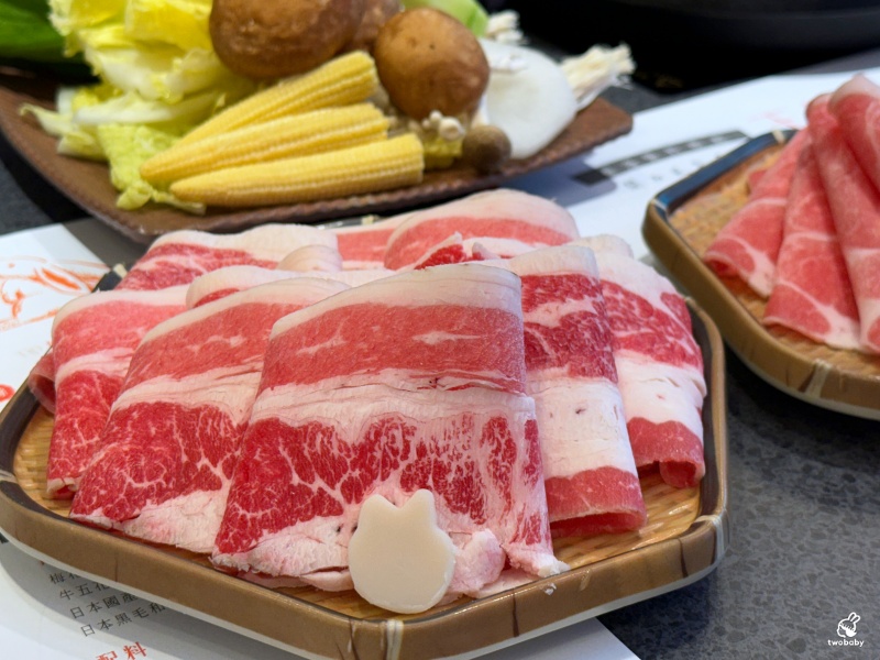 玉兔壽喜燒專門店｜台北第一家板前個人壽喜燒 友善I人自在吃鍋 還有時蔬自助吧 吃巧又吃飽！ @兔貝比的菲比尋嚐