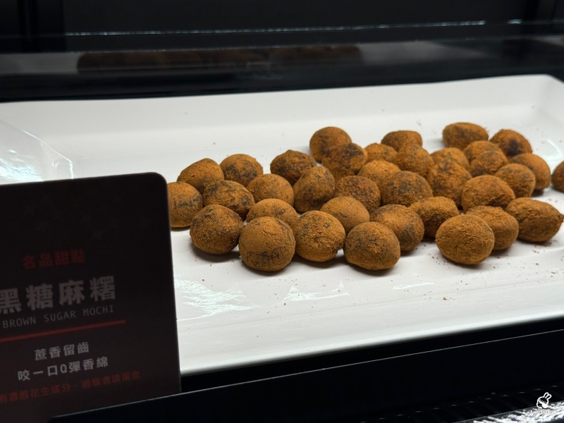 村民食堂廚窗港點新莊i-Tower店 新北港式料理吃到飽開幕囉！各式港點燒臘燒賣、哈根達斯任你吃爽爽！ @兔貝比的菲比尋嚐
