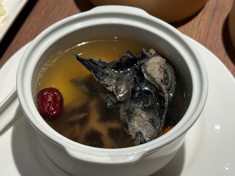 村民食堂廚窗港點新莊i-Tower店 新北港式料理吃到飽開幕囉！各式港點燒臘燒賣、哈根達斯任你吃爽爽！ @兔貝比的菲比尋嚐