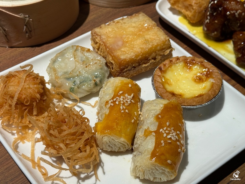 村民食堂廚窗港點新莊i-Tower店 新北港式料理吃到飽開幕囉！各式港點燒臘燒賣、哈根達斯任你吃爽爽！ @兔貝比的菲比尋嚐