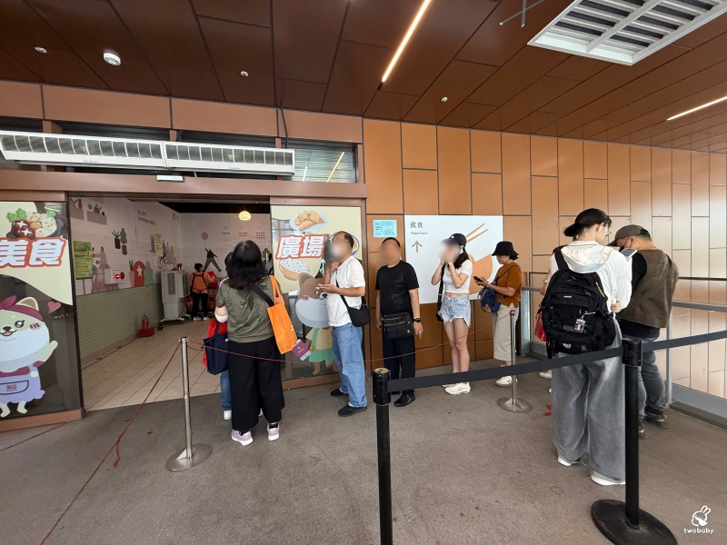 【中正紀念堂｜南門市場】合歡刀削麵館 市場美食街裡的人氣王 麵條超Q彈料多實在 想吃要早早來卡位！ @兔貝比的菲比尋嚐