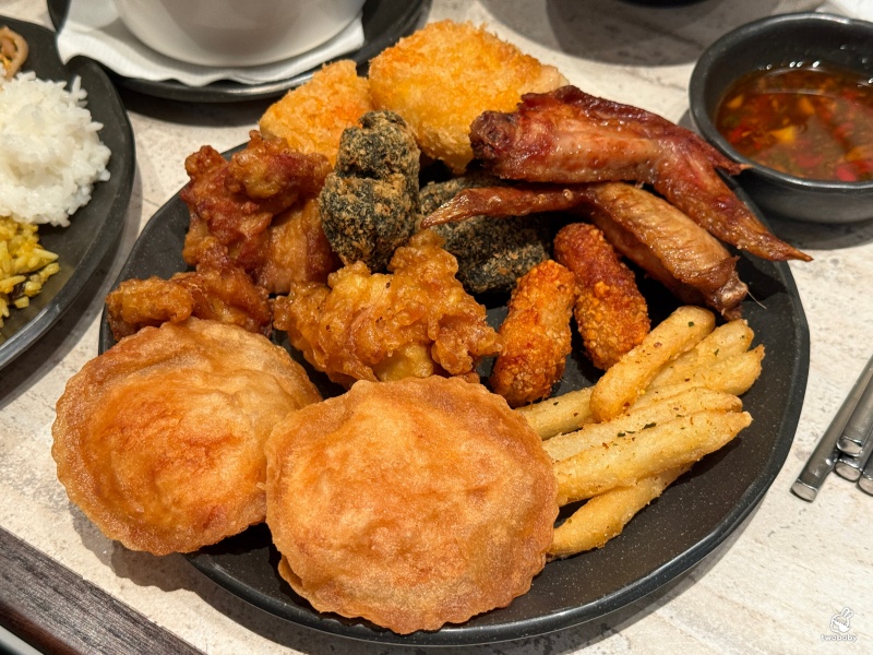 板橋泰式吃到飽推薦|Pikul初泰新板傑仕堡門市 下午茶只要699元 爽吃超過50道經典泰式料理 還有現做舒芙蕾太幸福啦! @兔貝比的菲比尋嚐 板橋泰式吃到飽推薦|Pikul初泰新板傑仕堡門市 下午茶只要699元 爽吃超過50道經典泰式料理 還有現做舒芙蕾太幸福啦! @兔貝比的菲比尋嚐
