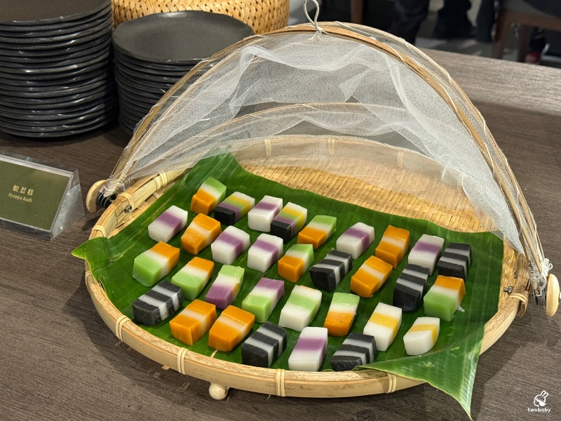 板橋泰式吃到飽推薦｜Pikul初泰新板傑仕堡門市 下午茶只要699元 爽吃超過50道經典泰式料理 還有現做舒芙蕾太幸福啦！ @兔貝比的菲比尋嚐