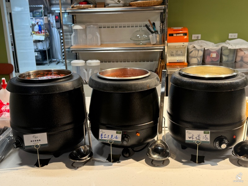 旭穗蔬食VEGANala 植境店｜台北蔬食Buffet吃到飽 400元有找 數十道原型優質料理 還能爽嗑2.5小時！ @兔貝比的菲比尋嚐