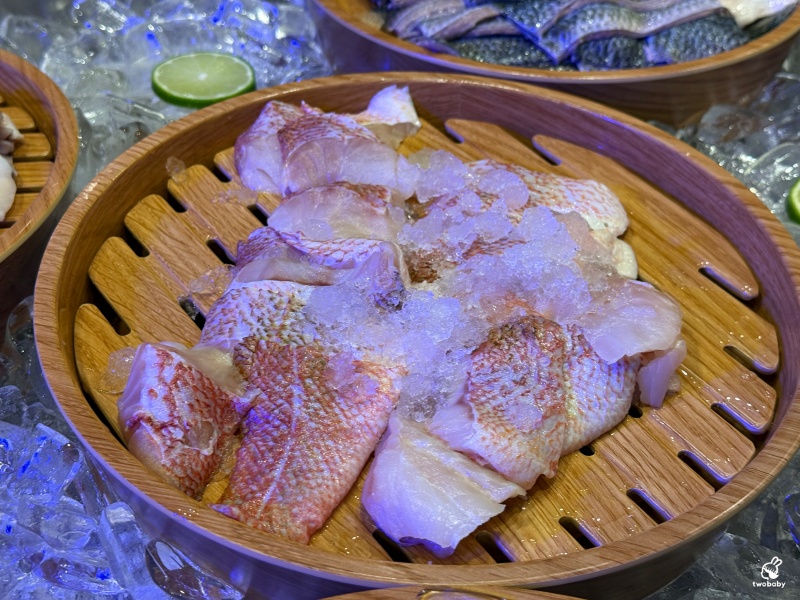 南台灣火鍋霸主《饗麻饗辣PLUS》進軍台北囉！火鍋＋Buffet吃到飽 CP值大升級一定要衝！饗麻饗辣PLUS LaLaport南港店菜色一覽 @兔貝比的菲比尋嚐