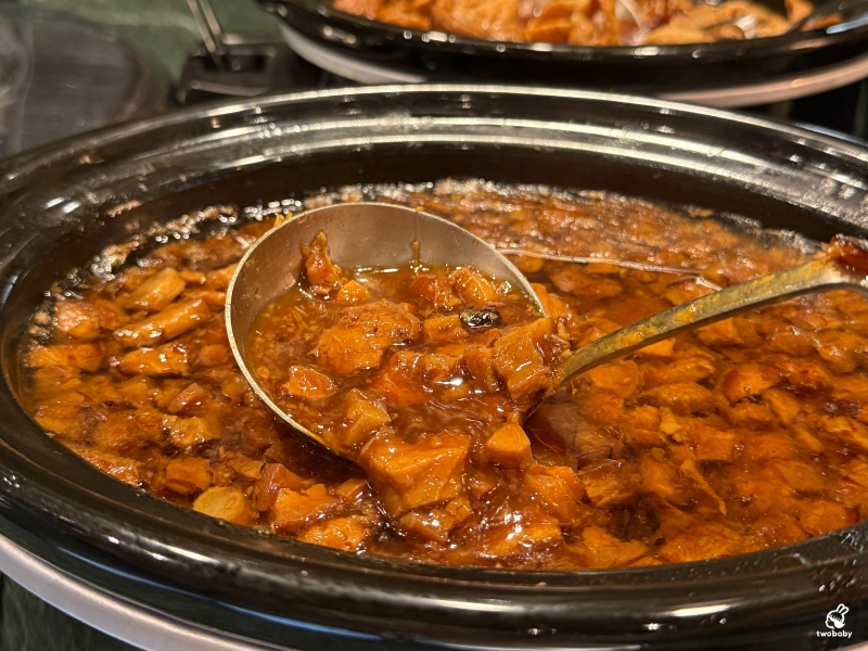 南台灣火鍋霸主《饗麻饗辣PLUS》進軍台北囉！火鍋＋Buffet吃到飽 CP值大升級一定要衝！饗麻饗辣PLUS LaLaport南港店菜色一覽 @兔貝比的菲比尋嚐