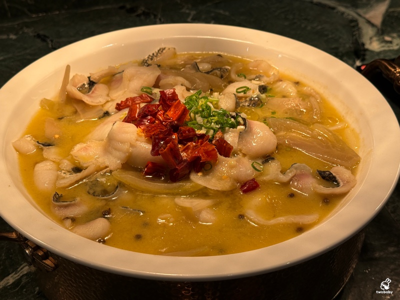 南台灣火鍋霸主《饗麻饗辣PLUS》進軍台北囉！火鍋＋Buffet吃到飽 CP值大升級一定要衝！饗麻饗辣PLUS LaLaport南港店菜色一覽 @兔貝比的菲比尋嚐