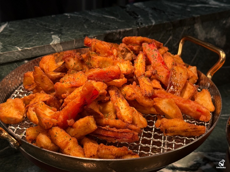 南台灣火鍋霸主《饗麻饗辣PLUS》進軍台北囉！火鍋＋Buffet吃到飽 CP值大升級一定要衝！饗麻饗辣PLUS LaLaport南港店菜色一覽 @兔貝比的菲比尋嚐