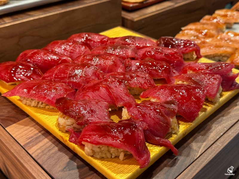 南台灣火鍋霸主《饗麻饗辣PLUS》進軍台北囉！火鍋＋Buffet吃到飽 CP值大升級一定要衝！饗麻饗辣PLUS LaLaport南港店菜色一覽 @兔貝比的菲比尋嚐