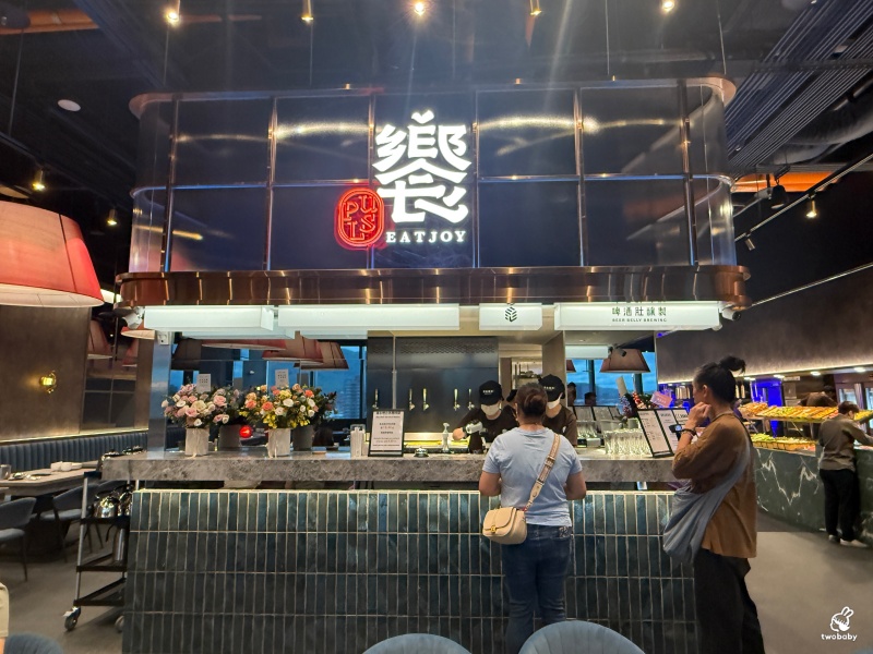 南台灣火鍋霸主《饗麻饗辣PLUS》進軍台北囉！火鍋＋Buffet吃到飽 CP值大升級一定要衝！饗麻饗辣PLUS LaLaport南港店菜色一覽 @兔貝比的菲比尋嚐