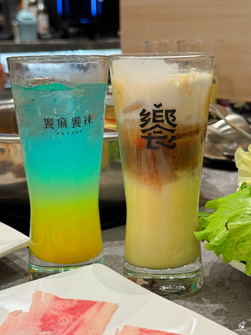 南台灣火鍋霸主《饗麻饗辣PLUS》進軍台北囉！火鍋＋Buffet吃到飽 CP值大升級一定要衝！饗麻饗辣PLUS LaLaport南港店菜色一覽 @兔貝比的菲比尋嚐