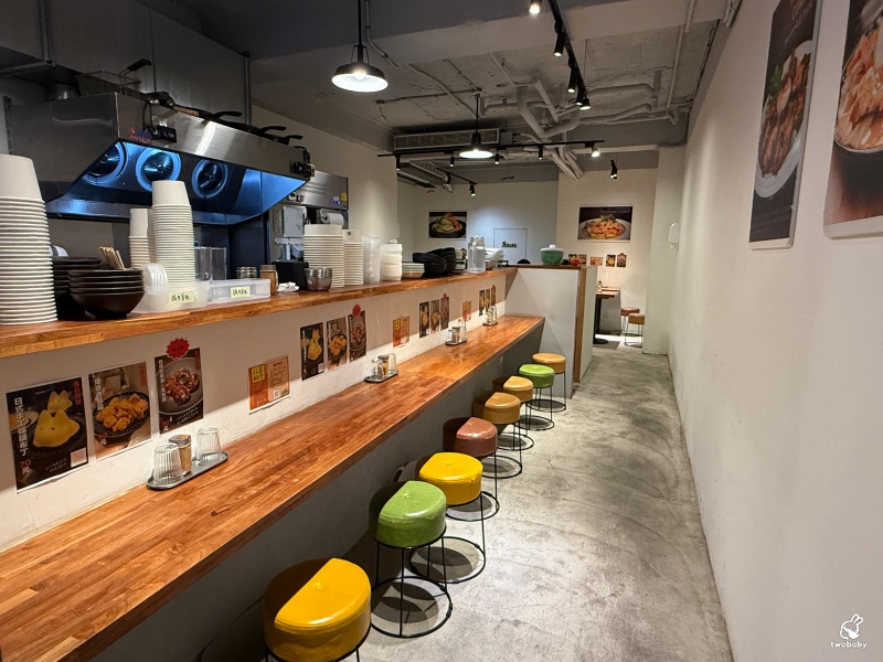 笑貓咖哩承德店｜台北車站咖哩飯推薦｜日式炸豬排&times;奶油雞咖哩&times;手作貓咪布丁 @兔貝比的菲比尋嚐