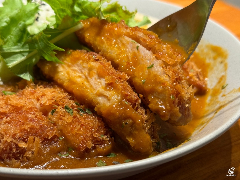 笑貓咖哩承德店｜台北車站咖哩飯推薦｜日式炸豬排&times;奶油雞咖哩&times;手作貓咪布丁 @兔貝比的菲比尋嚐