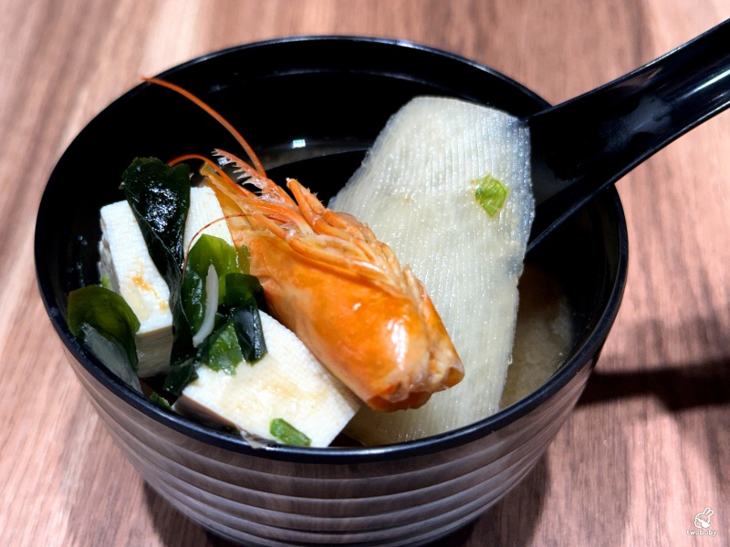 【亞東醫院站美食推薦】美術系壽司板橋亞東店主打炙燒生魚丼、刺身、定食,飲料無限喝,CP值超高! @兔貝比的菲比尋嚐 【亞東醫院站美食推薦】美術系壽司板橋亞東店主打炙燒生魚丼、刺身、定食,飲料無限喝,CP值超高! @兔貝比的菲比尋嚐