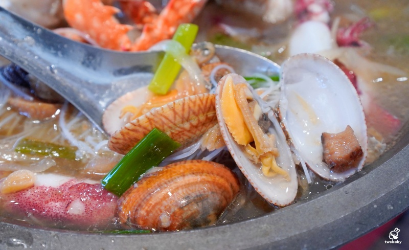 大益發萬里蟹活海鮮餐廳｜在地人私藏的萬里現撈活海鮮，大口爽爽吃蟹！ @兔貝比的菲比尋嚐