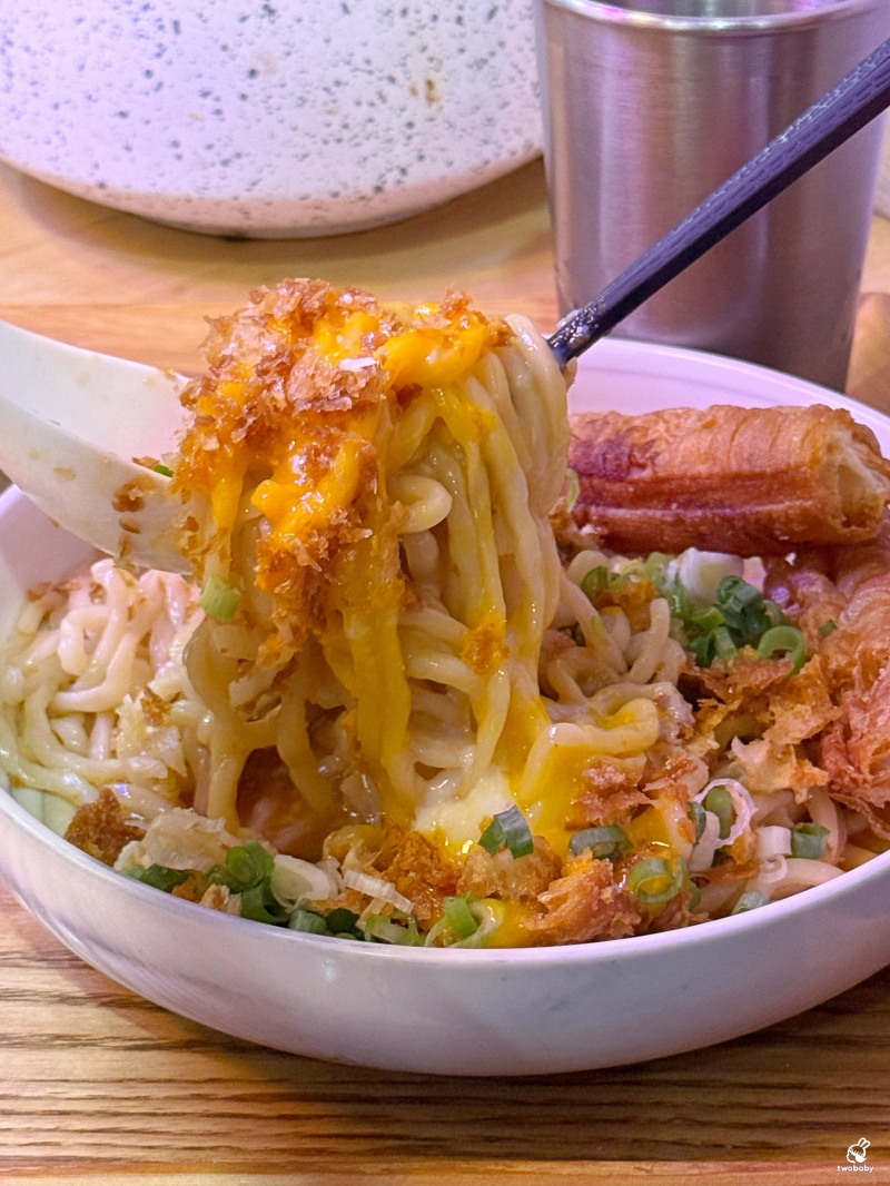 【肚肚餐室 DOO DOO HUNGRY】板橋創意台式麵館,鹹蛋黃+銷魂焢肉,吃過都會懷念! @兔貝比的菲比尋嚐 【肚肚餐室 DOO DOO HUNGRY】板橋創意台式麵館,鹹蛋黃+銷魂焢肉,吃過都會懷念! @兔貝比的菲比尋嚐