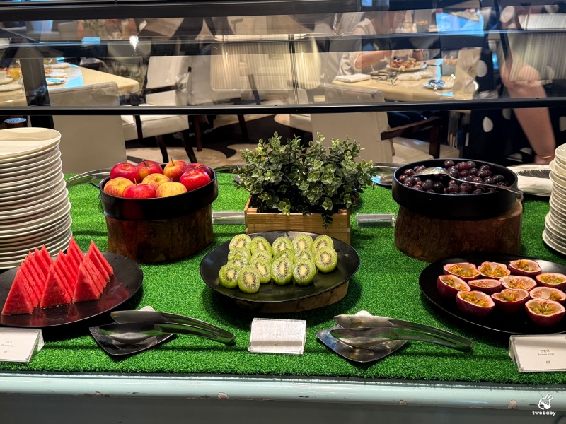 文華東方cafe吃到飽｜週末限定的海鮮派對 台北最奢華帝王蟹、龍蝦Buffet在這裡！ @兔貝比的菲比尋嚐