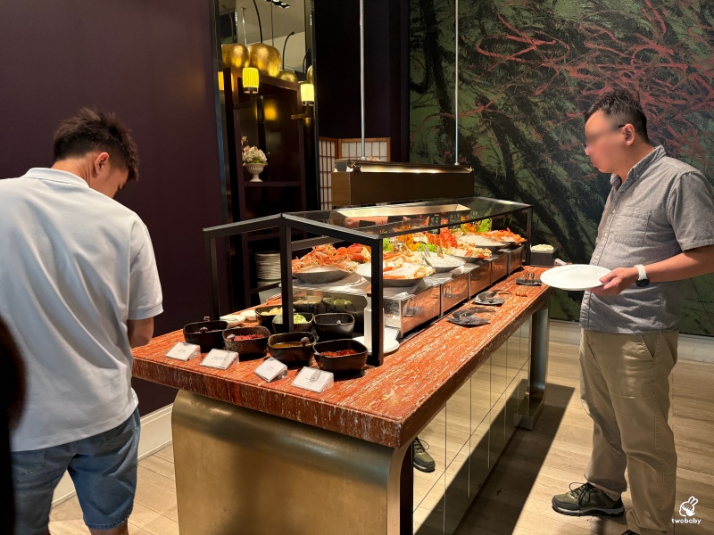 文華東方cafe吃到飽｜週末限定的海鮮派對 台北最奢華帝王蟹、龍蝦Buffet在這裡！ @兔貝比的菲比尋嚐