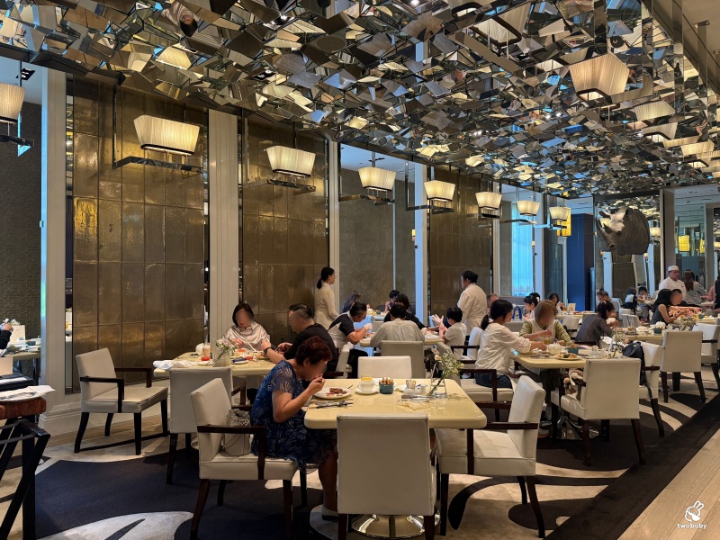 文華東方cafe吃到飽｜週末限定的海鮮派對 台北最奢華帝王蟹、龍蝦Buffet在這裡！ @兔貝比的菲比尋嚐