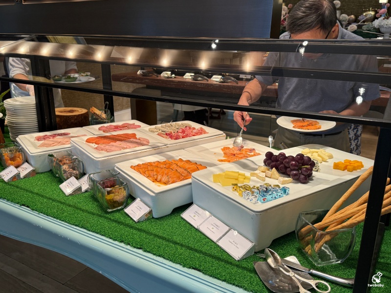 文華東方cafe吃到飽｜週末限定的海鮮派對 台北最奢華帝王蟹、龍蝦Buffet在這裡！ @兔貝比的菲比尋嚐