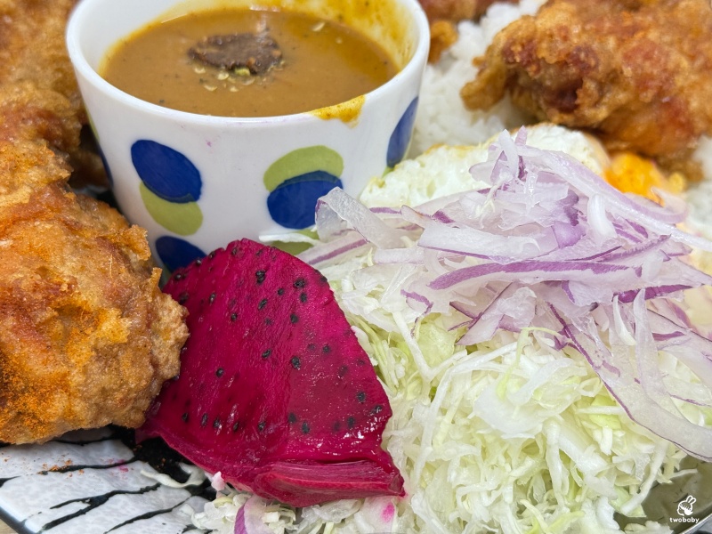 十巷咖哩｜中山區平價咖哩神店，咖哩醬白飯免費續到飽！ @兔貝比的菲比尋嚐