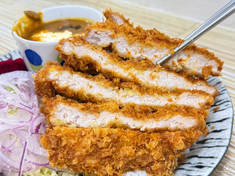 十巷咖哩｜中山區平價咖哩神店，咖哩醬白飯免費續到飽！ @兔貝比的菲比尋嚐