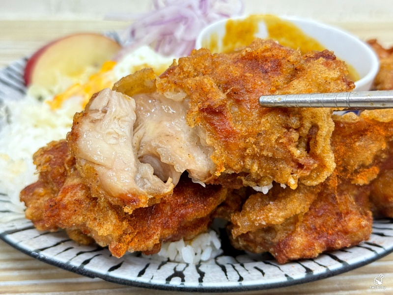 十巷咖哩｜中山區平價咖哩神店，咖哩醬白飯免費續到飽！ @兔貝比的菲比尋嚐