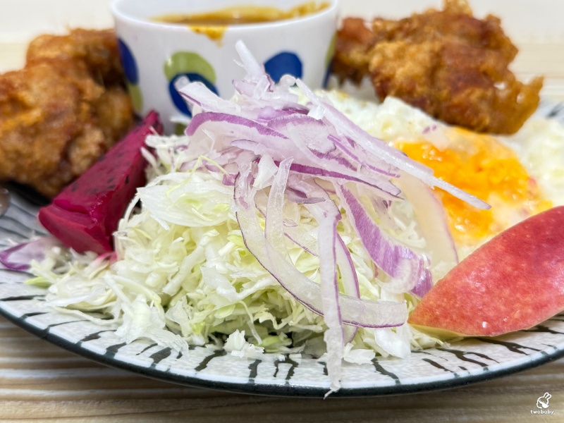 十巷咖哩｜中山區平價咖哩神店，咖哩醬白飯免費續到飽！ @兔貝比的菲比尋嚐