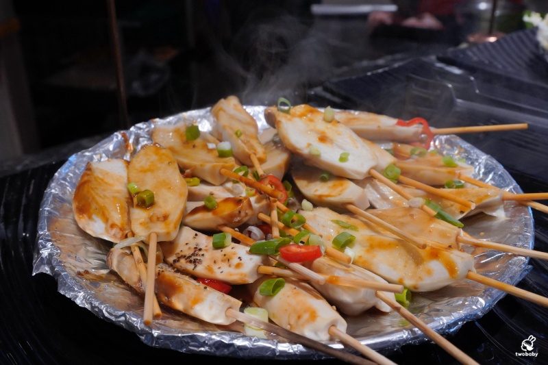 羽葉麻辣火鍋三重都會館|平日只要539元起 爽吃火鍋+百道熟食飲品甜點 加價升級套餐 浮誇肉海CP值高到爆表! @兔貝比的菲比尋嚐 羽葉麻辣火鍋三重都會館|平日只要539元起 爽吃火鍋+百道熟食飲品甜點 加價升級套餐 浮誇肉海CP值高到爆表! @兔貝比的菲比尋嚐