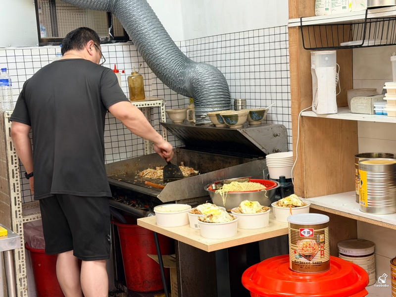 石頭鐵板城 銅板價鐵板料理 還天天供應愛心餐 老闆超有愛!新地址曝光~ @兔貝比的菲比尋嚐 石頭鐵板城 銅板價鐵板料理 還天天供應愛心餐 老闆超有愛!新地址曝光~ @兔貝比的菲比尋嚐