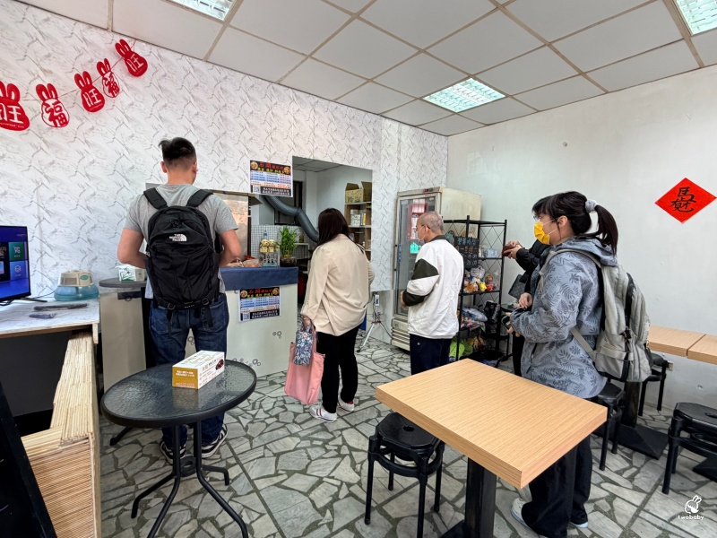 石頭鐵板城 銅板價鐵板料理 還天天供應愛心餐 老闆超有愛!新地址曝光~ @兔貝比的菲比尋嚐 石頭鐵板城 銅板價鐵板料理 還天天供應愛心餐 老闆超有愛!新地址曝光~ @兔貝比的菲比尋嚐