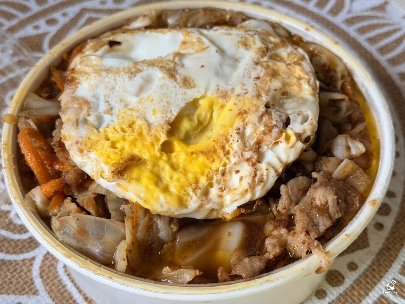 石頭鐵板城 銅板價鐵板料理 還天天供應愛心餐 老闆超有愛!新地址曝光~ @兔貝比的菲比尋嚐 石頭鐵板城 銅板價鐵板料理 還天天供應愛心餐 老闆超有愛!新地址曝光~ @兔貝比的菲比尋嚐