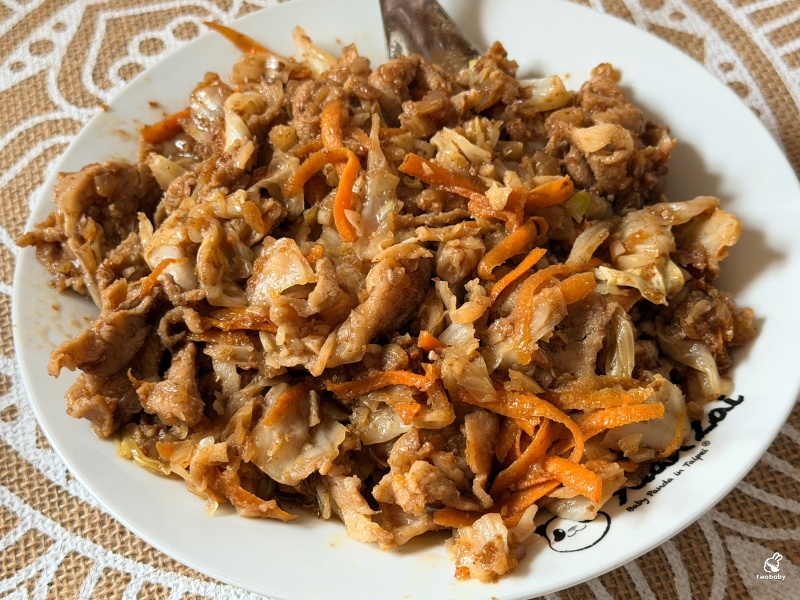 石頭鐵板城 銅板價鐵板料理 還天天供應愛心餐 老闆超有愛!新地址曝光~ @兔貝比的菲比尋嚐 石頭鐵板城 銅板價鐵板料理 還天天供應愛心餐 老闆超有愛!新地址曝光~ @兔貝比的菲比尋嚐