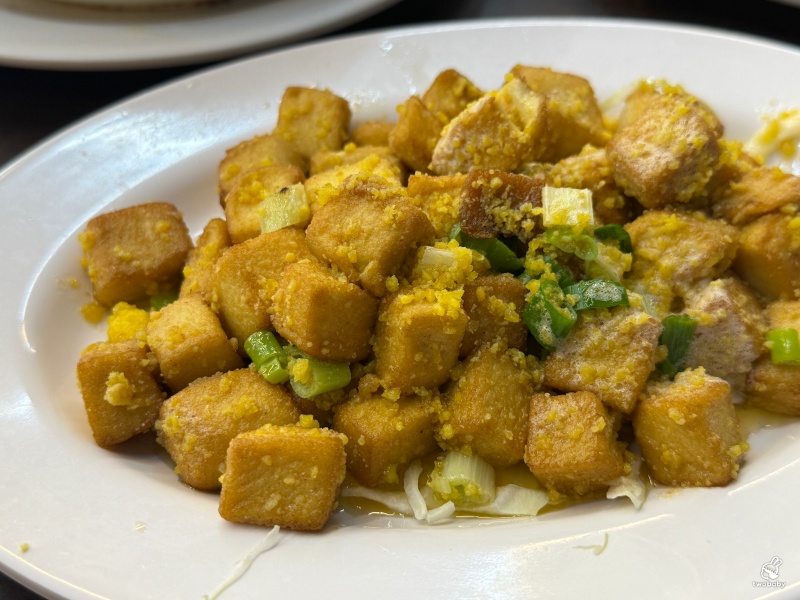 宜蘭百匯窯烤雞餐廳｜二連霸十大好食餐廳推薦，3000元10道菜免服務費，招牌窯烤雞必點 @兔貝比的菲比尋嚐