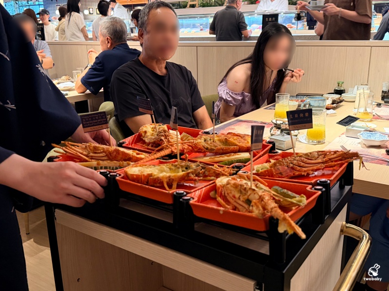 NAGOMI雅新光A8店 台北最強日料吃到飽二店 超過140道精緻料理 3.5H質感慢食就是爽 當日壽星就送龍蝦! @兔貝比的菲比尋嚐 NAGOMI雅新光A8店 台北最強日料吃到飽二店 超過140道精緻料理 3.5H質感慢食就是爽 當日壽星就送龍蝦! @兔貝比的菲比尋嚐