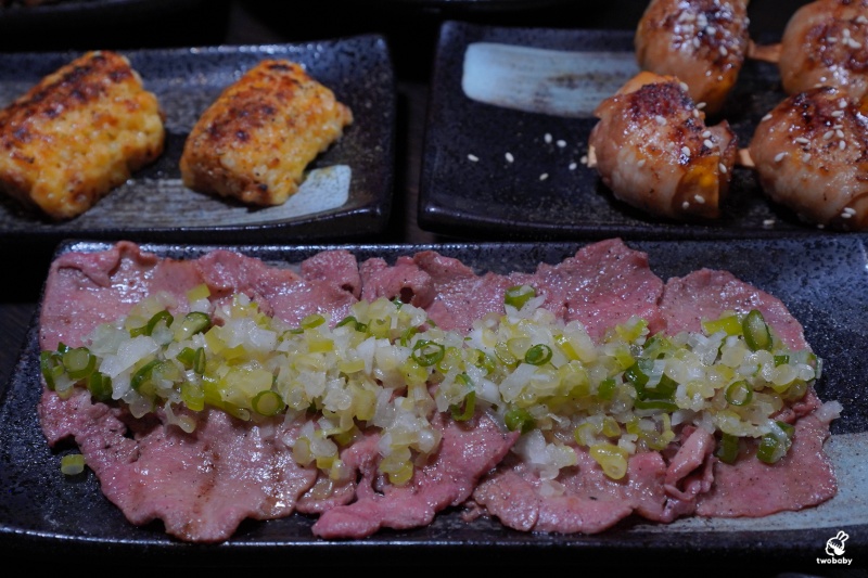 三重居酒屋推薦｜老串角三重店 開到凌晨的深夜美食 串燒、刺身、熟食通通有！ @兔貝比的菲比尋嚐