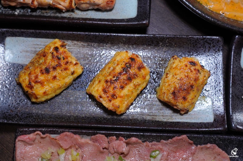 三重居酒屋推薦｜老串角三重店 開到凌晨的深夜美食 串燒、刺身、熟食通通有！ @兔貝比的菲比尋嚐
