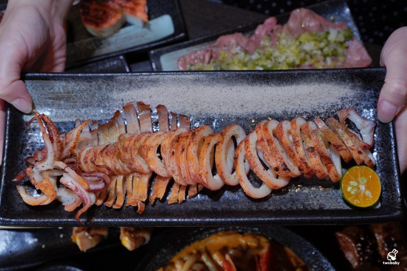 三重居酒屋推薦｜老串角三重店 開到凌晨的深夜美食 串燒、刺身、熟食通通有！ @兔貝比的菲比尋嚐