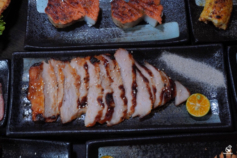 三重居酒屋推薦｜老串角三重店 開到凌晨的深夜美食 串燒、刺身、熟食通通有！ @兔貝比的菲比尋嚐