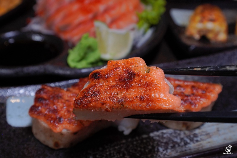 三重居酒屋推薦|老串角三重店 開到凌晨的深夜美食 串燒、刺身、熟食通通有! @兔貝比的菲比尋嚐 三重居酒屋推薦|老串角三重店 開到凌晨的深夜美食 串燒、刺身、熟食通通有! @兔貝比的菲比尋嚐