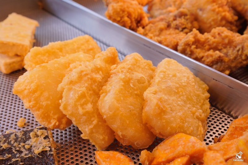 宜蘭必吃炸物！台妹炸雞翅羅東五結店｜獨創三鍋法油炸 皮脆肉嫩超揪西 一開店就湧現人潮！ @兔貝比的菲比尋嚐