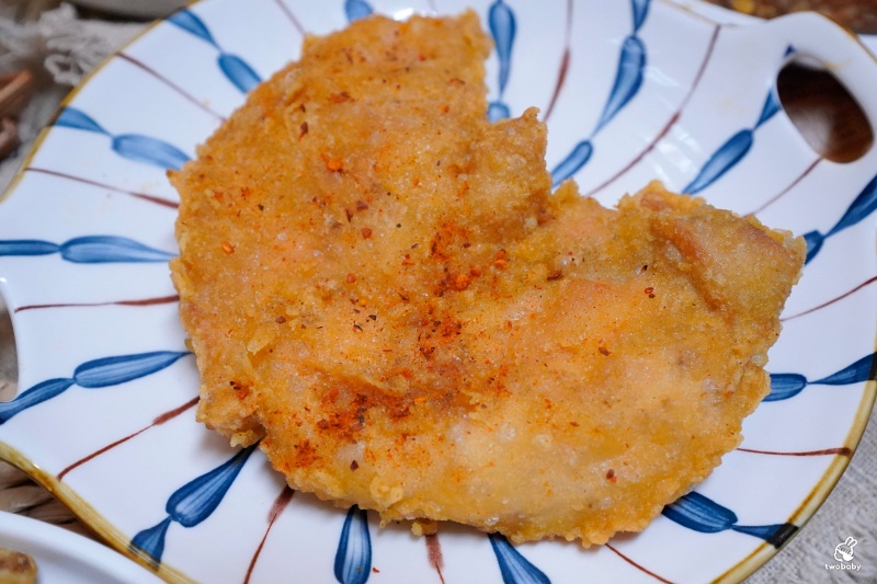 宜蘭必吃炸物！台妹炸雞翅羅東五結店｜獨創三鍋法油炸 皮脆肉嫩超揪西 一開店就湧現人潮！ @兔貝比的菲比尋嚐