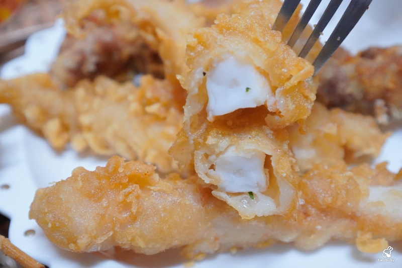 宜蘭必吃炸物！台妹炸雞翅羅東五結店｜獨創三鍋法油炸 皮脆肉嫩超揪西 一開店就湧現人潮！ @兔貝比的菲比尋嚐